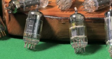 Vintage camlı (Vana) tor müzik amplifikatörler 