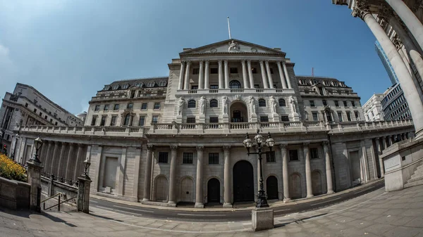El edificio del Banco de Inglaterra en Londres — Foto de Stock