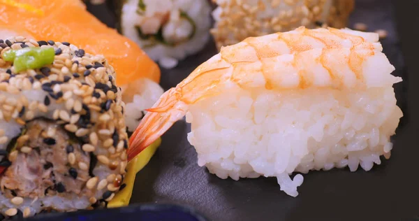 Close up view of Japanese food: prawn sushi — Stock Photo, Image