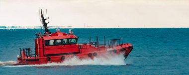 Kırmızı pilot gemi