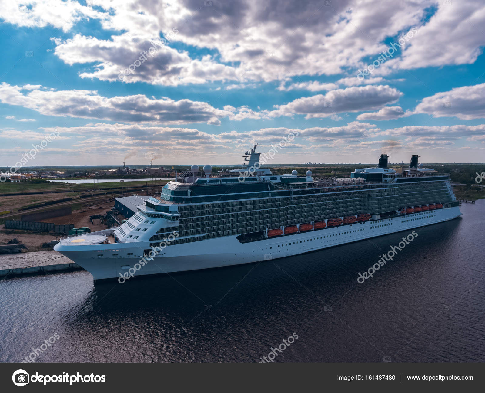 Giant Of Modern Photography At >> Giant Modern Cruise Liner Stock Editorial Photo C Sengnsp 161487480 Giant Of Modern Photography At >> Giant Modern Cruise Liner Stock Editorial Photo C Sengnsp 161487480