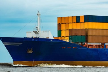 Mavi konteyner gemisi