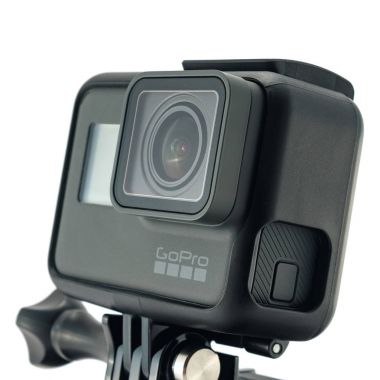 GoPro Hero 6 izole siyah