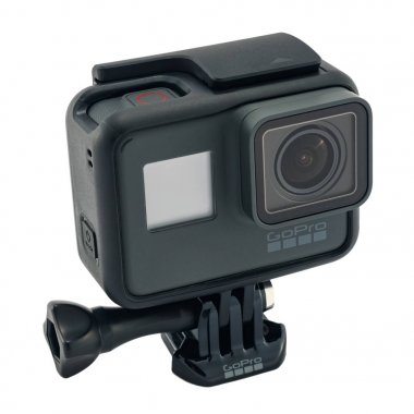 GoPro Hero 6 izole siyah
