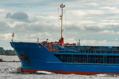Kargo gemisi devam mavi