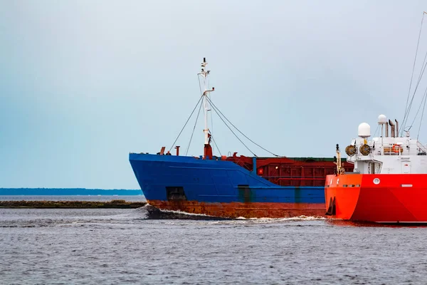 Blue cargo ship underway — Stock Photo, Image