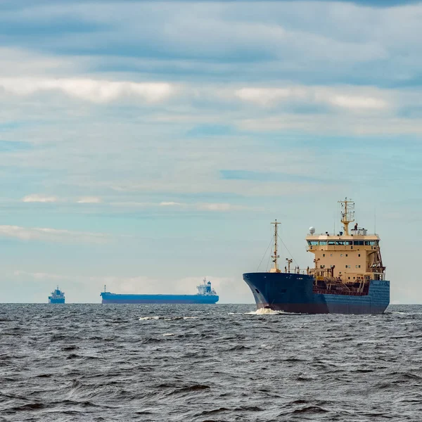 Mavi kargo tanker gemisi — Stok fotoğraf