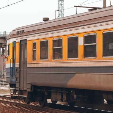 yolcu Elektrikli tren