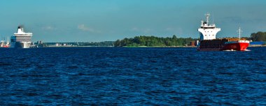 Kargo gemisi ile wood