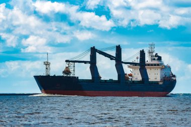 Kargo gemisi devam mavi