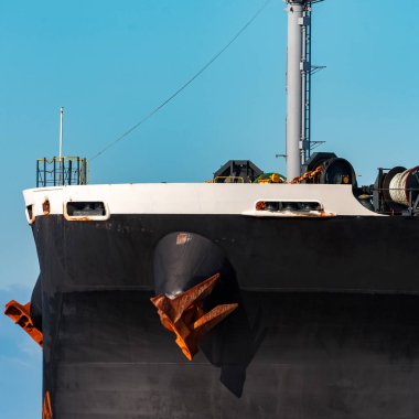 Siyah bulker gemi. Lojistik ve mal nakliyatı