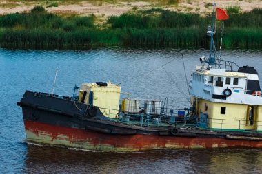Eski terminal kargo taşıma gemisi tug. Endüstriyel hizmet