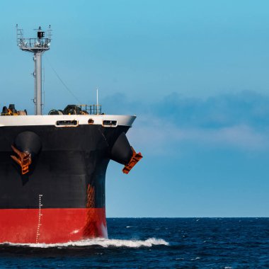 Siyah bulker gemi. Lojistik ve mal nakliyatı