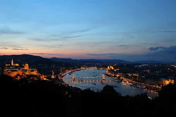 Skyline City of Budapest in Hungary at Dusk near Night Time — Stock Photo, Image