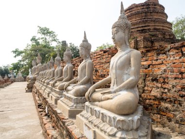 Popüler bir Turizm Tayland antik bir tapınak değil.
