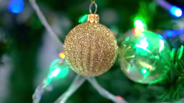 Árvore de Natal Luzes cintilando. Decoração de Natal e Ano Novo . — Vídeo de Stock