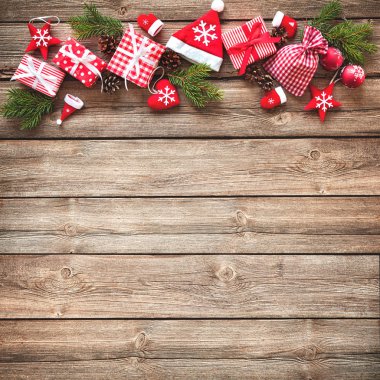 Süslemeleri ve hediye kutularıyla Noel arkaplanı