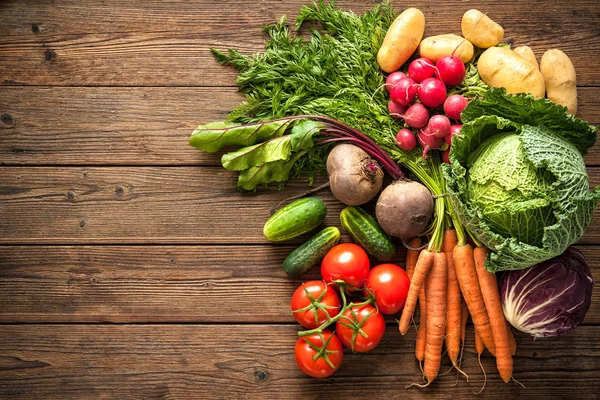 Variedade dos produtos hortícolas frescos — Fotografia de Stock