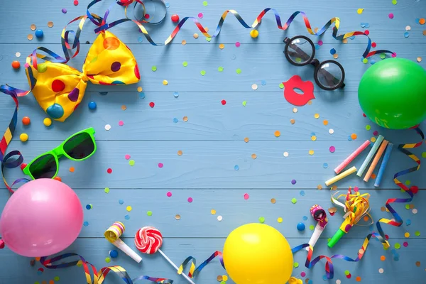 Aniversário colorido ou fundo de carnaval — Fotografia de Stock