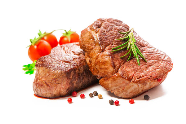 Grilled beef fillet steaks with spices