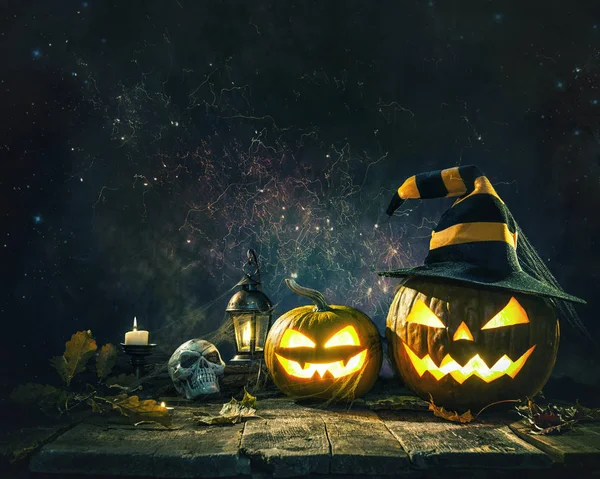 Halloweenpompoenkopkrik lantaarn — Stockfoto