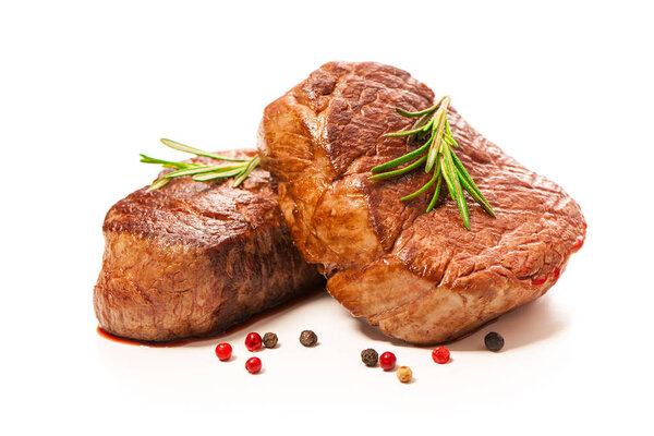 Grilled beef fillet steaks with spices