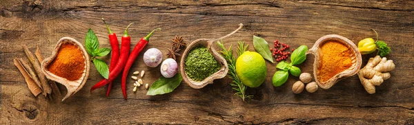 Various herbs and spices — Stock Photo, Image