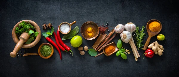 Various herbs and spices — Stock Photo, Image