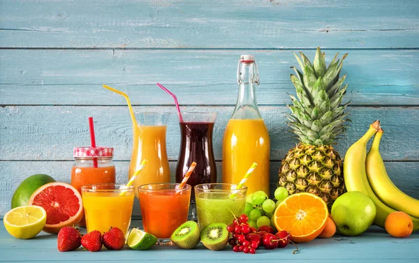 Various fruits juices — Stock Photo, Image