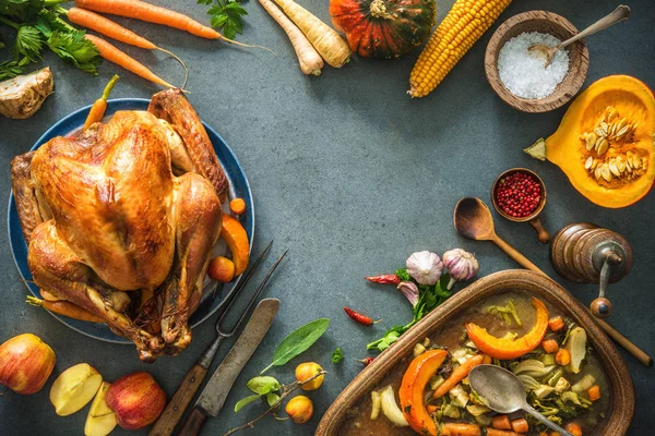 Christmas or Thanksgiving turkey — Stock Image Christmas or Thanksgiving turkey Stock Picture