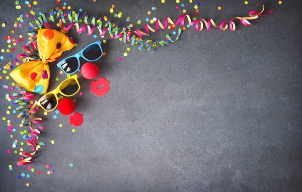 Kleurrijke verjaardag of carnaval achtergrond — Stockfoto