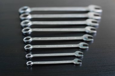 Araba tamir araçları