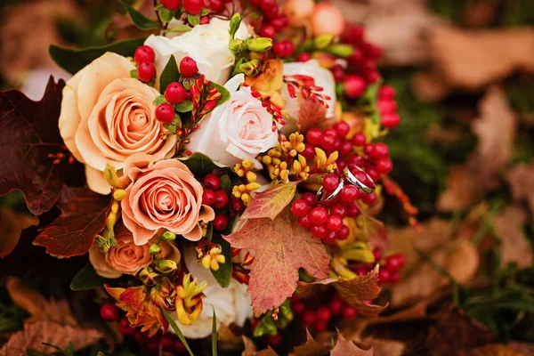 Herbststrauß der Braut — Stockfoto