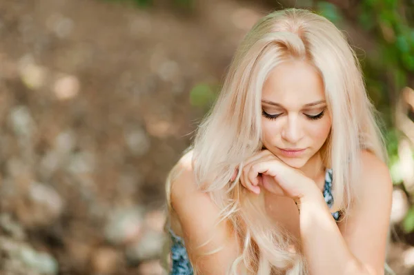 Thoughtful Beautiful Girl White Long Hair Dreams — Stock Photo, Image