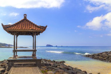 Sanur Plajı, Bali, Endonezya 'da sabah atmosferi. Güneşli bir gün..