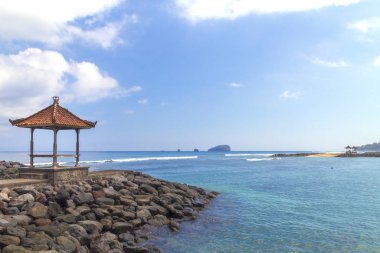 Sanur Plajı, Bali, Endonezya 'da sabah atmosferi. Güneşli bir gün..