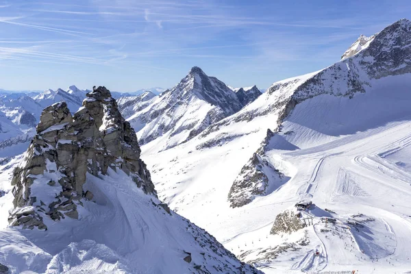 Rakouské Alpy v zimě.Alpská horská krajina v Tyrolsku, Top of Europe — Stock fotografie