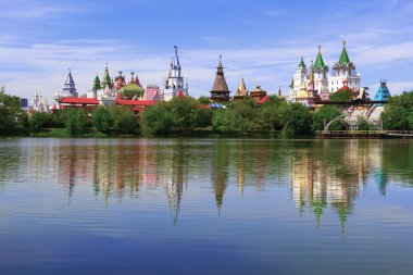 Rusya, Moskova, 26 Temmuz 2018 Izmailovsky Kremlin Yansıması