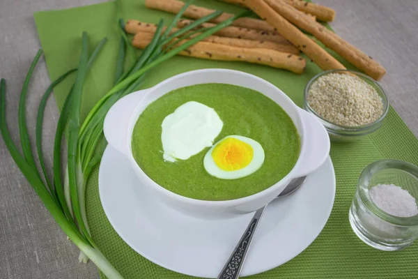 Spinach cream soup — Stock Photo, Image