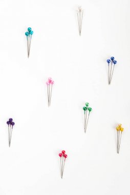 renkli Dikiş iğneler