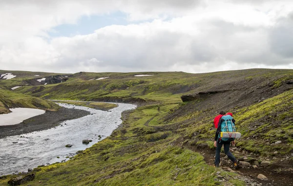 Scénické Fimmvorduhals trek na Islandu — Stock fotografie