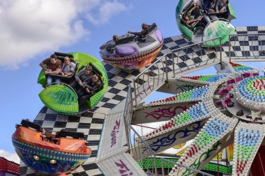 Oktoberfest, Stuttgart 'ta hızlı fırıldağınla