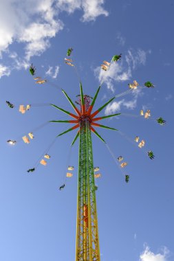 Oktoberfest, Stuttgart, üzerinden altında yüksek atlıkarınca