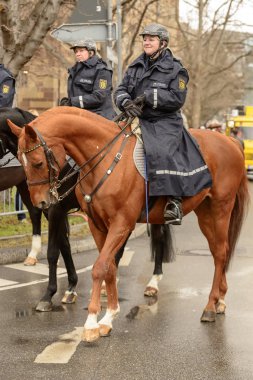 Atlı polis karnaval geçit, Stuttgart açar