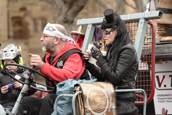 Traktör karnaval geçit, Stuttgart, insanlar giyinmiş