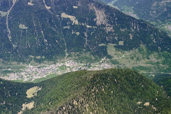 Sant Antonio di Mavignola letecké, Itálie — Stock fotografie