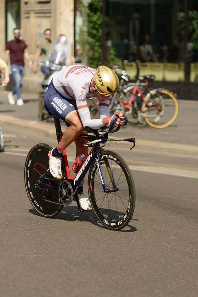 Bahreyn takım rakip İtalya 2017, Milan, yüksek hızda