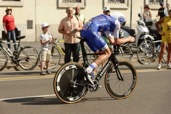 Tim Declercq concurrent op hoge snelheid op Giro 2017, Milaan — Stockfoto