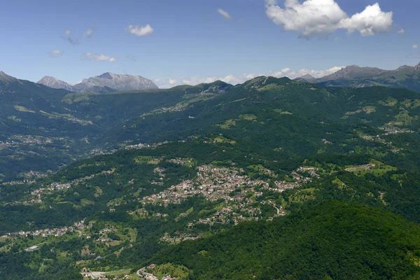 Villaggio di Berbenno e aerea della Valle Imagna — Foto Stock