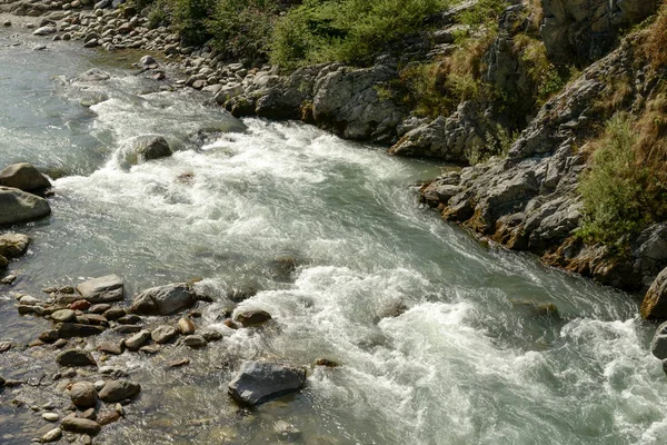 Sular, Scopello, İtalya akış sesi Nehri